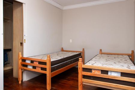 Casa para alugar com 580m², 9 quartos e 6 vagas Casa para alugar com 580m², 9 quartos e 6 vagasQuarto 6 Suite