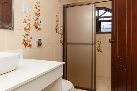 Casa para alugar com 580m², 9 quartos e 6 vagas Casa para alugar com 580m², 9 quartos e 6 vagasBanheiro da Suíte 4