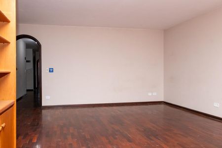 Casa para alugar com 580m², 9 quartos e 6 vagas Casa para alugar com 580m², 9 quartos e 6 vagasQuarto 4 - Suíte