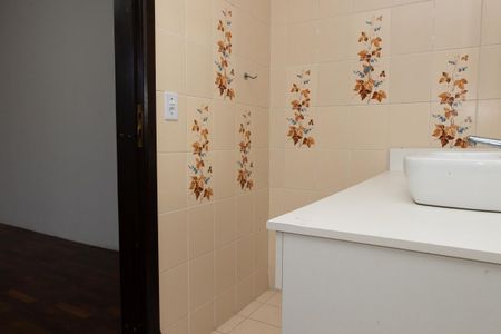 Casa para alugar com 580m², 9 quartos e 6 vagas Casa para alugar com 580m², 9 quartos e 6 vagasBanheiro da Suíte 4