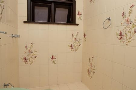Casa para alugar com 580m², 9 quartos e 6 vagas Casa para alugar com 580m², 9 quartos e 6 vagasBanheiro 1