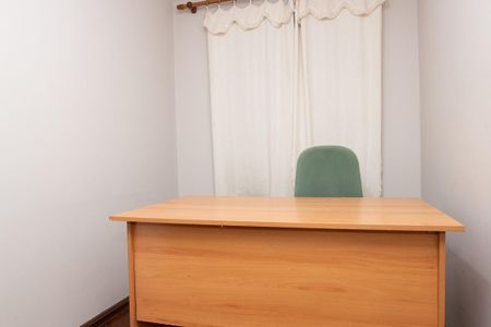 Casa para alugar com 580m², 9 quartos e 6 vagas Casa para alugar com 580m², 9 quartos e 6 vagasQuarto 2