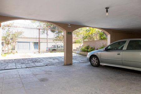 Casa para alugar com 580m², 9 quartos e 6 vagas Casa para alugar com 580m², 9 quartos e 6 vagasGaragem