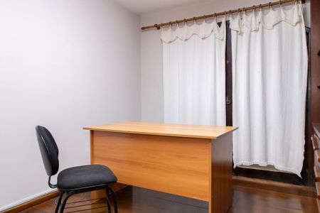Casa para alugar com 580m², 9 quartos e 6 vagas Casa para alugar com 580m², 9 quartos e 6 vagasQuarto 1