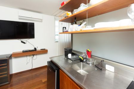 Studio para alugar com 29m², 1 quarto e 1 vaga Studio para alugar com 29m², 1 quarto e 1 vagaStudio