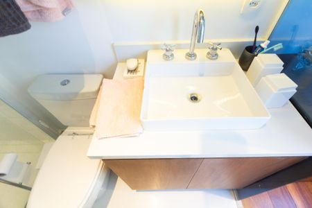 Studio para alugar com 29m², 1 quarto e 1 vaga Studio para alugar com 29m², 1 quarto e 1 vagaBanheiro