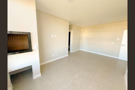 Apartamento para alugar com 70m², 2 quartos e 1 vagaSala
