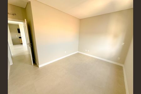 Apartamento para alugar com 70m², 2 quartos e 1 vagaSuíte