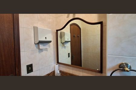 Casa à venda com 280m², 4 quartos e 2 vagasBanheiro Social