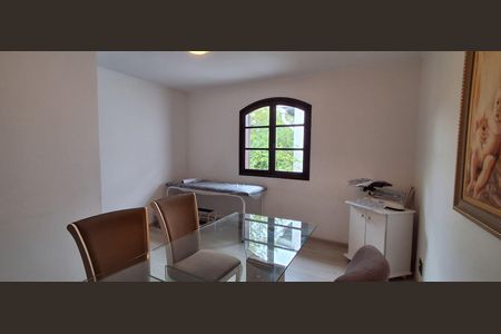 Casa à venda com 280m², 4 quartos e 2 vagasQuarto 2