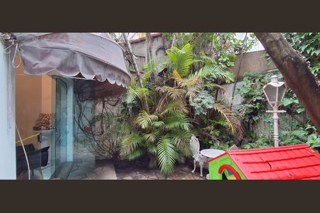 Casa à venda com 280m², 4 quartos e 2 vagassacada da Sala