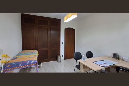 Casa à venda com 280m², 4 quartos e 2 vagasQuarto 1