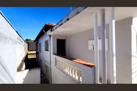 Casa para alugar com 130m², 2 quartos e 1 vaga Casa para alugar com 130m², 2 quartos e 1 vagaQuintal