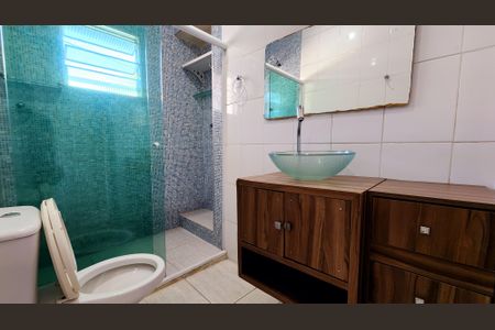 Casa para alugar com 130m², 2 quartos e 1 vaga Casa para alugar com 130m², 2 quartos e 1 vagaBanheiro