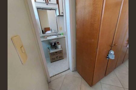 Casa de condomínio à venda com 71m², 2 quartos e 1 vaga