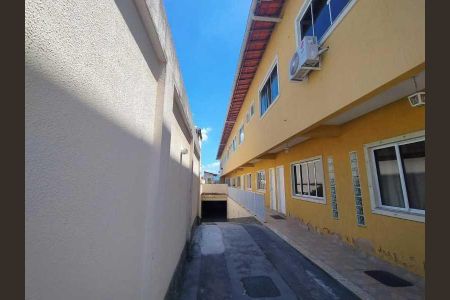 Casa de condomínio à venda com 71m², 2 quartos e 1 vaga