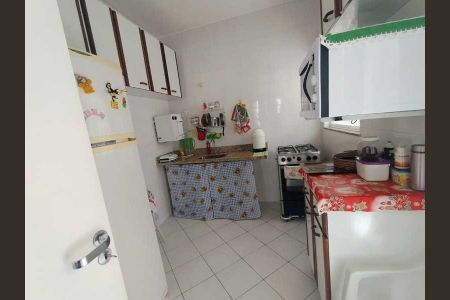 Casa de condomínio à venda com 71m², 2 quartos e 1 vaga