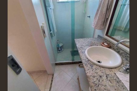 Casa de condomínio à venda com 71m², 2 quartos e 1 vaga