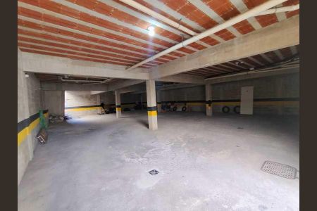 Casa de condomínio à venda com 71m², 2 quartos e 1 vaga