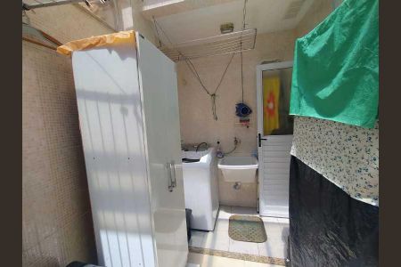 Casa de condomínio à venda com 71m², 2 quartos e 1 vaga