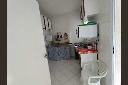 Casa de condomínio à venda com 71m², 2 quartos e 1 vaga