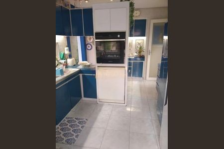 Casa à venda com 260m², 4 quartos e 2 vagas