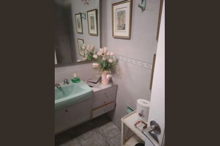 Casa à venda com 260m², 4 quartos e 2 vagas