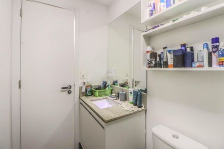 Apartamento à venda com 65m², 2 quartos e 1 vaga Apartamento à venda com 65m², 2 quartos e 1 vagaBanheiro da Suíte
