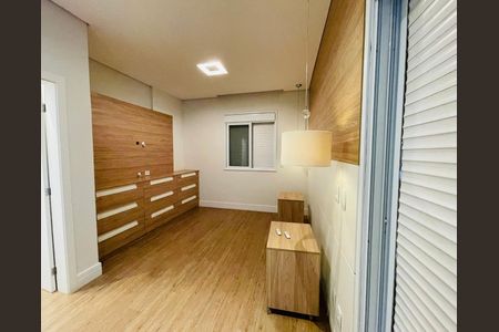 Casa de condomínio à venda com 355m², 5 quartos e 4 vagas Casa de condomínio à venda com 355m², 5 quartos e 4 vagasFoto 01