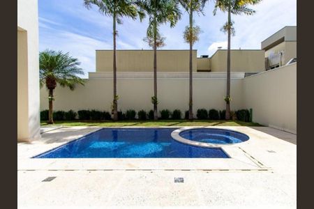 Casa de condomínio à venda com 355m², 5 quartos e 4 vagas Casa de condomínio à venda com 355m², 5 quartos e 4 vagasFoto 55