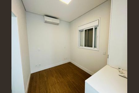 Casa de condomínio à venda com 355m², 5 quartos e 4 vagas Casa de condomínio à venda com 355m², 5 quartos e 4 vagasFoto 01