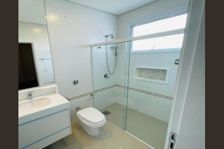 Casa de condomínio à venda com 355m², 5 quartos e 4 vagas Casa de condomínio à venda com 355m², 5 quartos e 4 vagasFoto 30