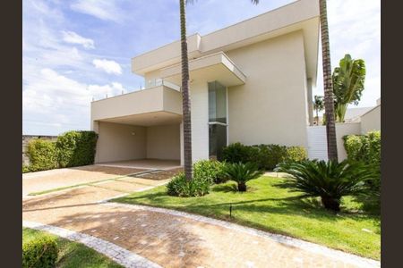 Casa de condomínio à venda com 355m², 5 quartos e 4 vagas Casa de condomínio à venda com 355m², 5 quartos e 4 vagasFoto 74