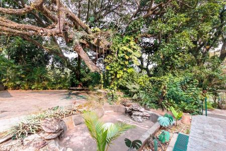Casa à venda com 560m², 4 quartos e 10 vagas