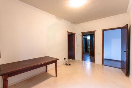 Casa à venda com 4 quartos, 560m² em Nova Sousas (Sousas), Campinas