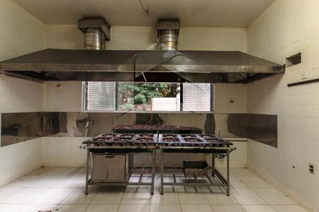 Casa à venda com 4 quartos, 560m² em Nova Sousas (Sousas), Campinas