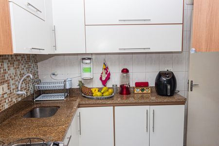 Apartamento à venda com 52m², 2 quartos e 1 vagaCozinha 