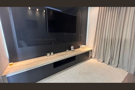 Casa à venda com 317m², 3 quartos e 4 vagas Casa à venda com 317m², 3 quartos e 4 vagasSala de TV