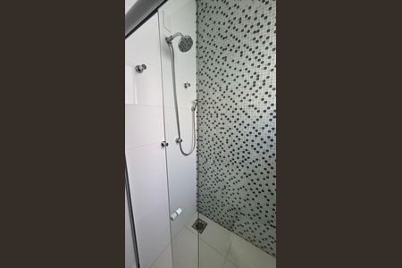 Casa à venda com 317m², 3 quartos e 4 vagas Casa à venda com 317m², 3 quartos e 4 vagasBanheiro da Suíte 2