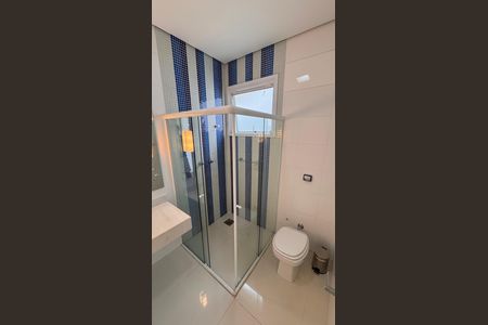 Casa à venda com 317m², 3 quartos e 4 vagas Casa à venda com 317m², 3 quartos e 4 vagasBanheiro da Suíte 1