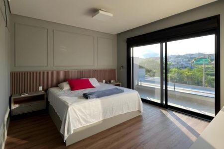 Casa de condomínio à venda com 329m², 3 quartos e 4 vagasFoto 09