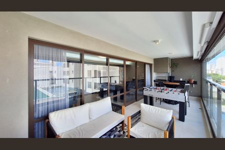 Apartamento à venda com 133m², 3 quartos e 2 vagasVaranda