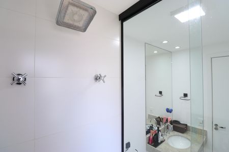 Apartamento à venda com 133m², 3 quartos e 2 vagasBanheiro da Suíte 2