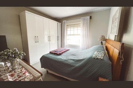 Casa à venda com 360m², 3 quartos e 2 vagasQuarto Suíte