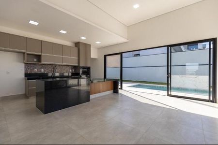 Casa de condomínio à venda com 235m², 3 quartos e 4 vagas Casa de condomínio à venda com 235m², 3 quartos e 4 vagasFoto 04