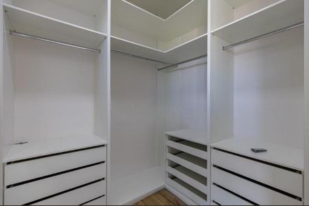 Casa de condomínio à venda com 235m², 3 quartos e 4 vagas Casa de condomínio à venda com 235m², 3 quartos e 4 vagasFoto 11