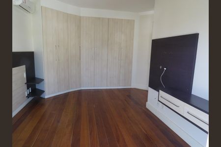 Casa de condomínio para alugar com 315m², 4 quartos e 4 vagasFoto 10