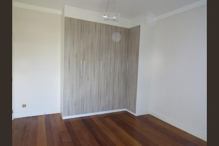 Casa de condomínio para alugar com 315m², 4 quartos e 4 vagasFoto 03