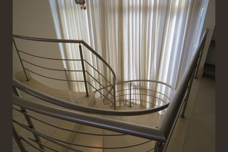 Casa de condomínio para alugar com 315m², 4 quartos e 4 vagasFoto 07