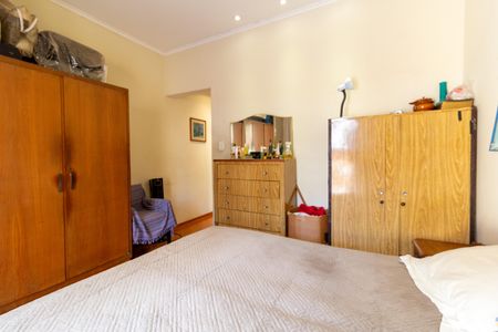 Casa para alugar com 210m², 3 quartos e 2 vagasQuarto 2